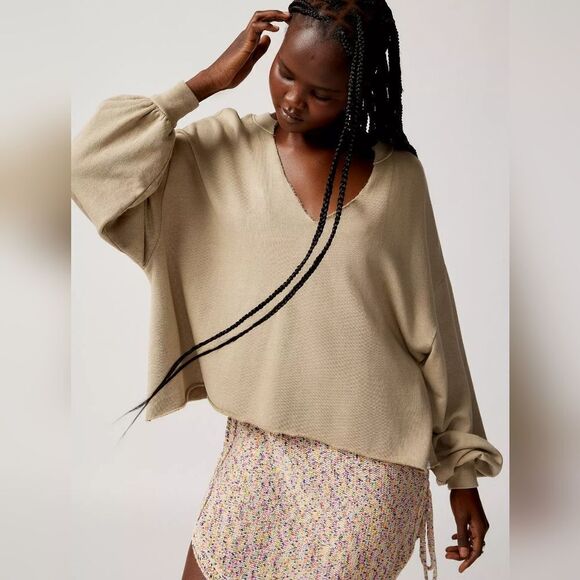 NWOT/NWT Out From Under Pullover Notch Neck Sweatshirt - Picture 6 of 7